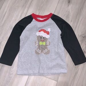 5️⃣ Kids Christmas Gingerbread Shirt sz 5T